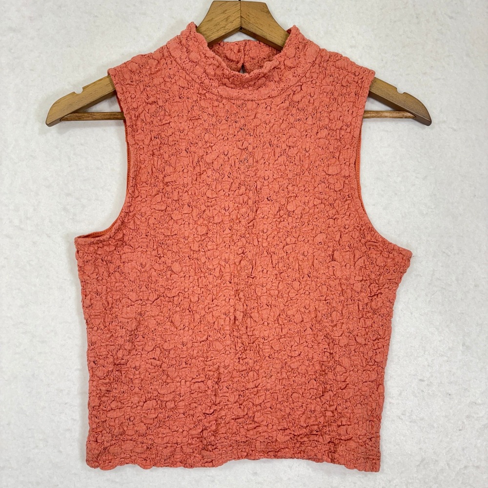 Lulus Lace Mock Neck‎ Top Womens Small NWT Sleeveless Textured Chic